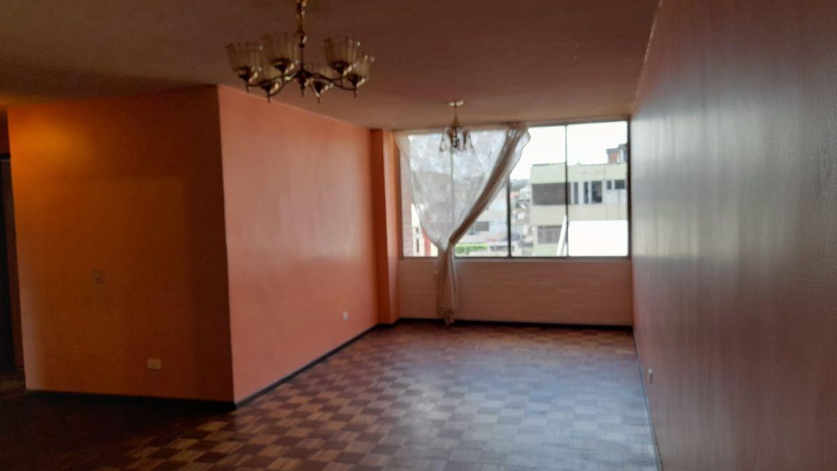 Terreno en Venta – Quito Tenis Bajo — imagen 3