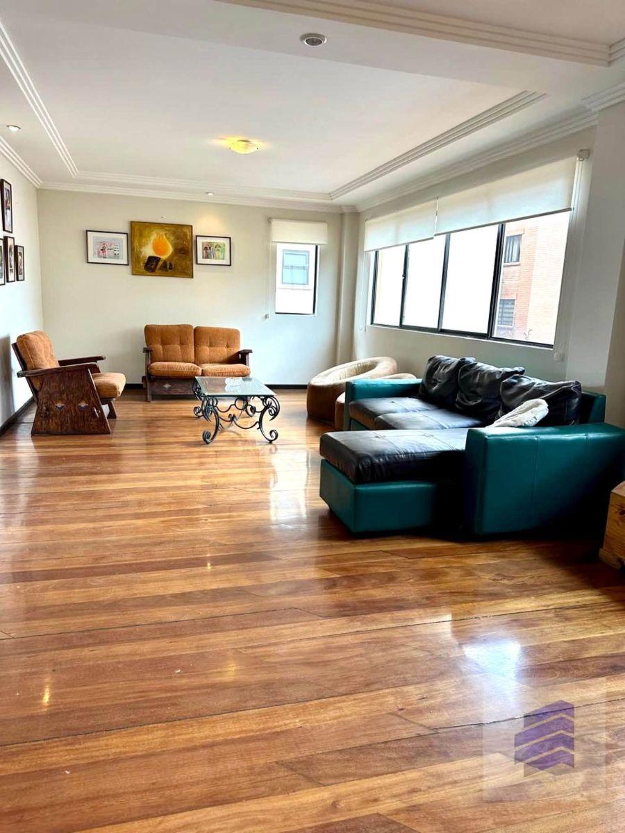De Oportunidad Hermoso Departamento Dúplex en Venta | Av Loja y Remigio Crespo – Cuenca, Azuay — imagen 6