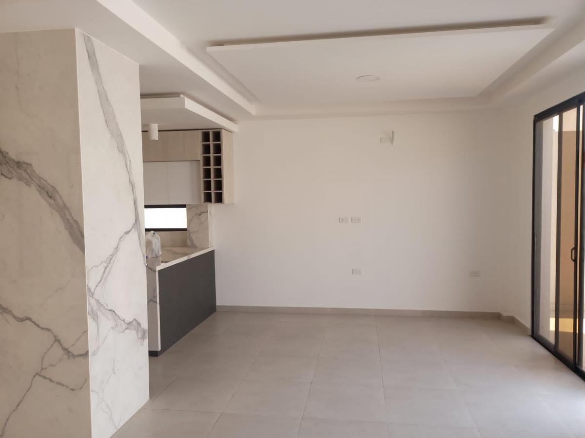 Casa de Venta en La Urbanización Ciudad Celeste, Samborondón, de Estreno. Guayas — imagen 7