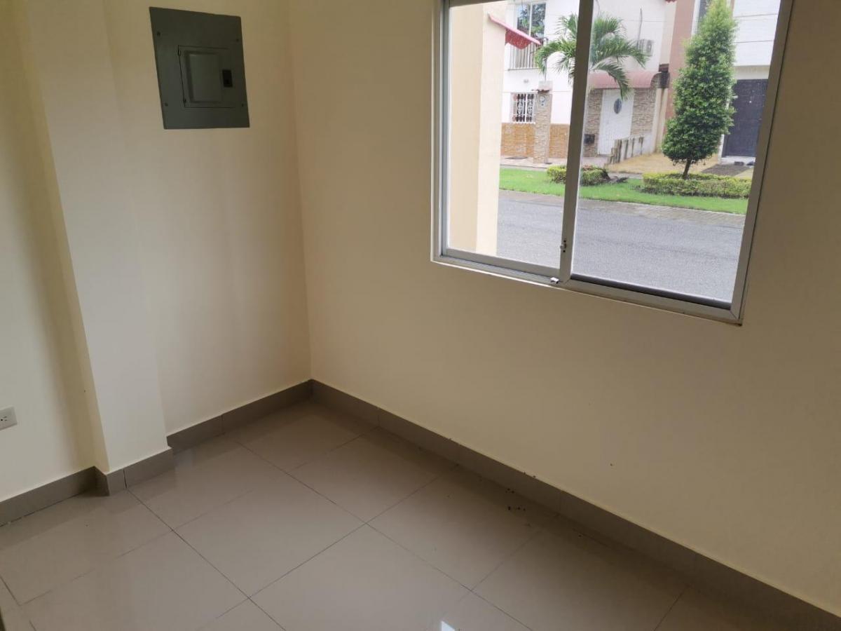 Casa de Venta en La Urbanización Durán City, 4 Dorm., de Estreno. Guayas — imagen 6