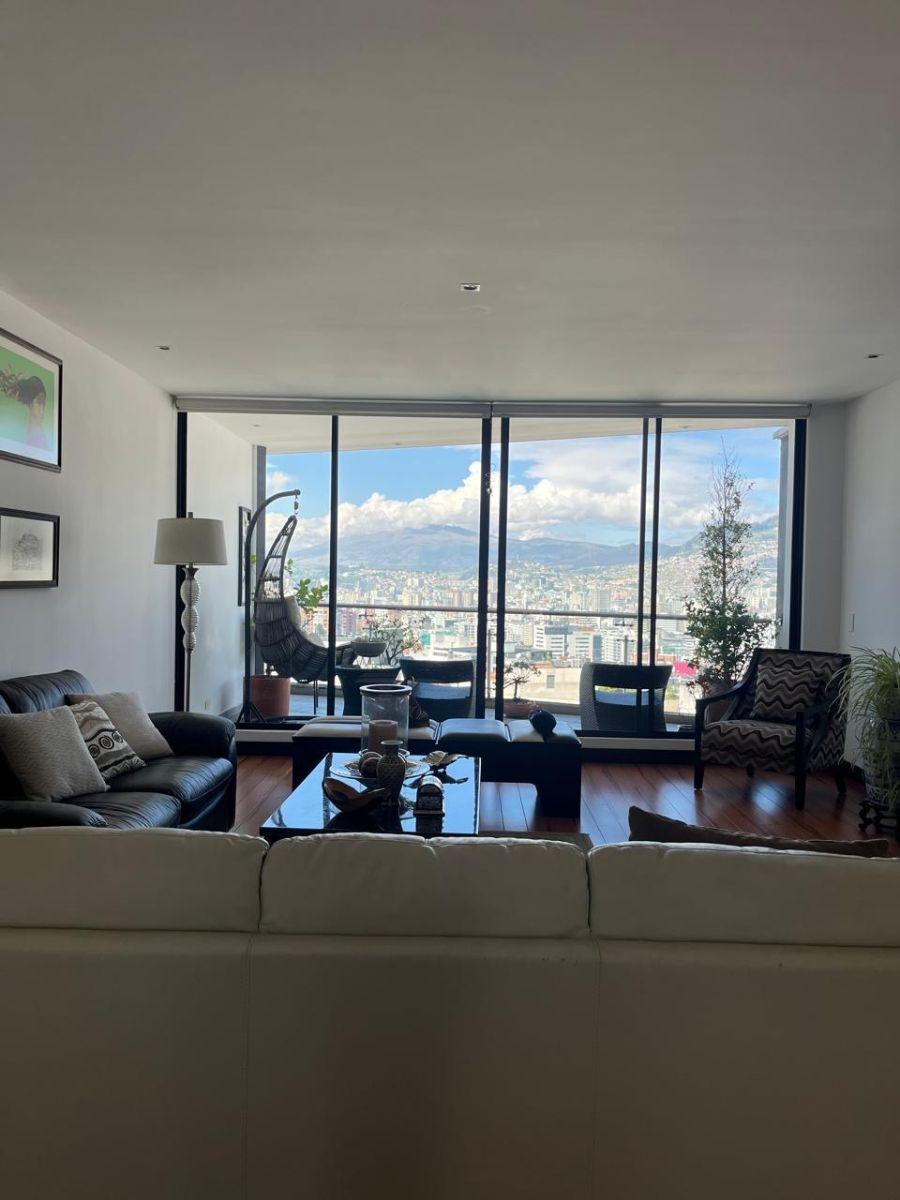 Vendo Hermoso y Moderno Penthouse Quiteño Libre / Bellavista — imagen 10