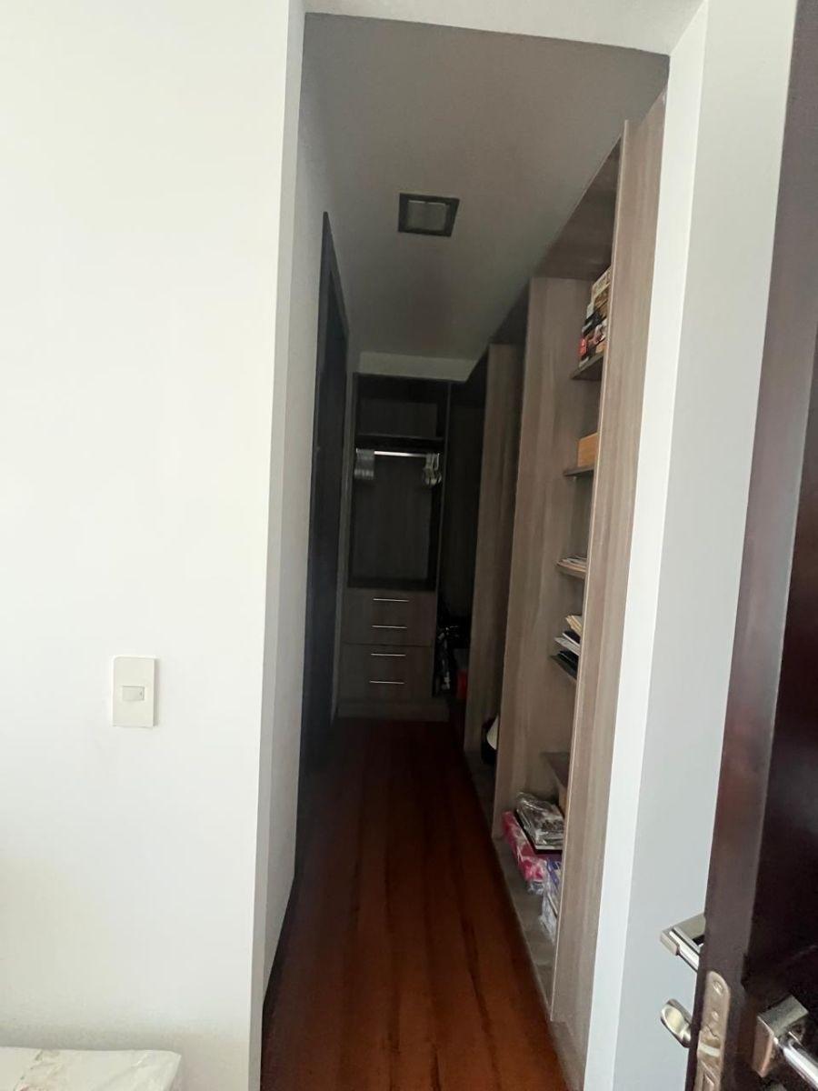 Vendo Hermoso y Moderno Penthouse Quiteño Libre / Bellavista — imagen 2