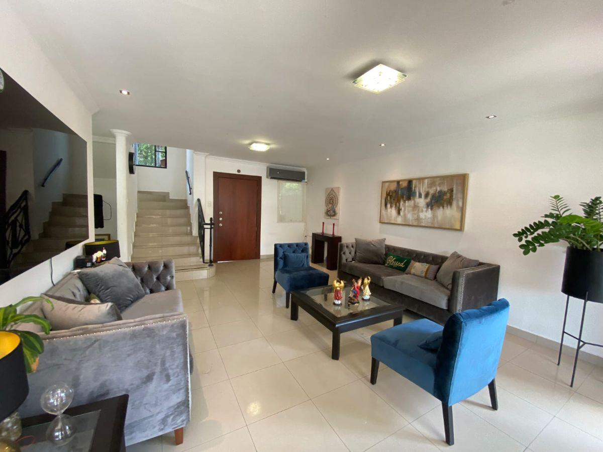 Vendo Casa con Piscina Km.7 Via a Samborondón, Guayas — imagen 8