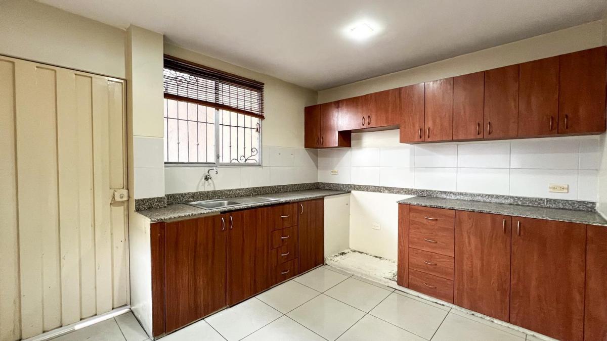 Casa en Venta en Urb Castilla, Guayas — imagen 9