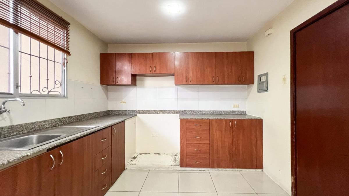 Casa en Venta en Urb Castilla, Guayas — imagen 8