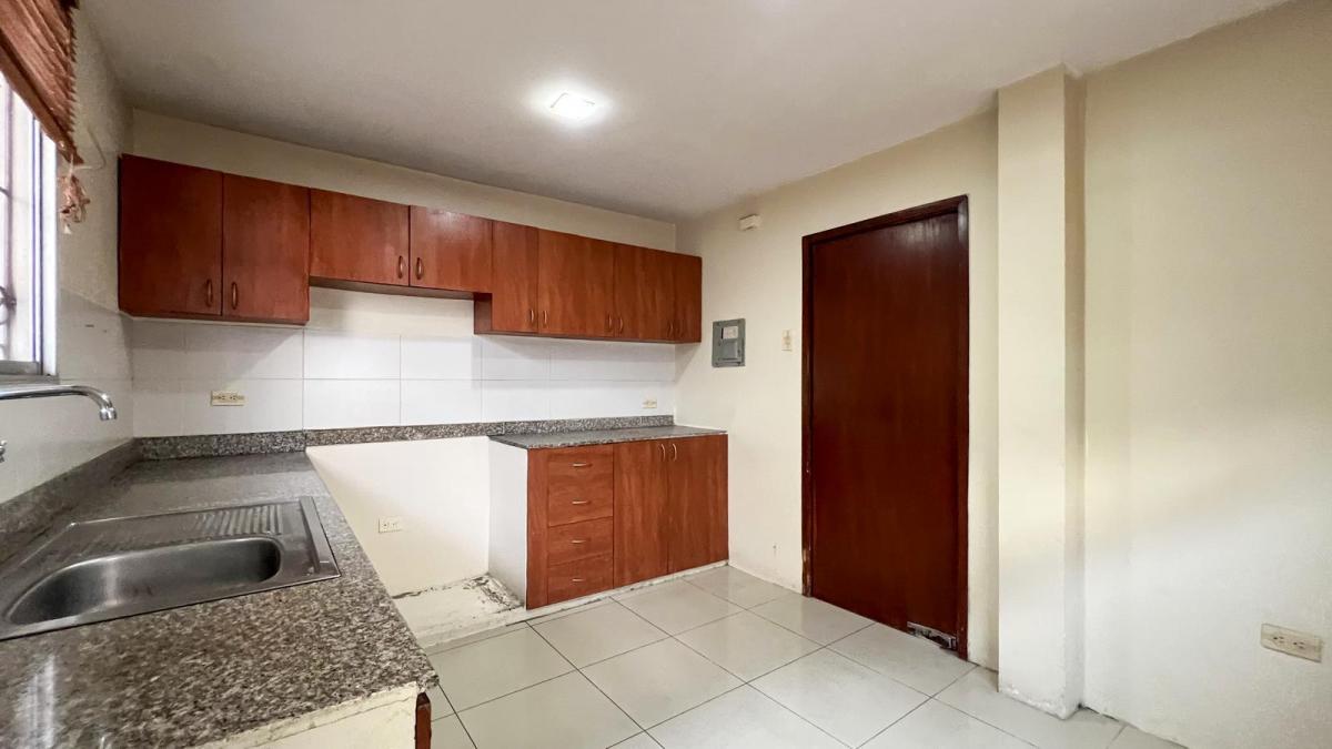 Casa en Venta en Urb Castilla, Guayas — imagen 7