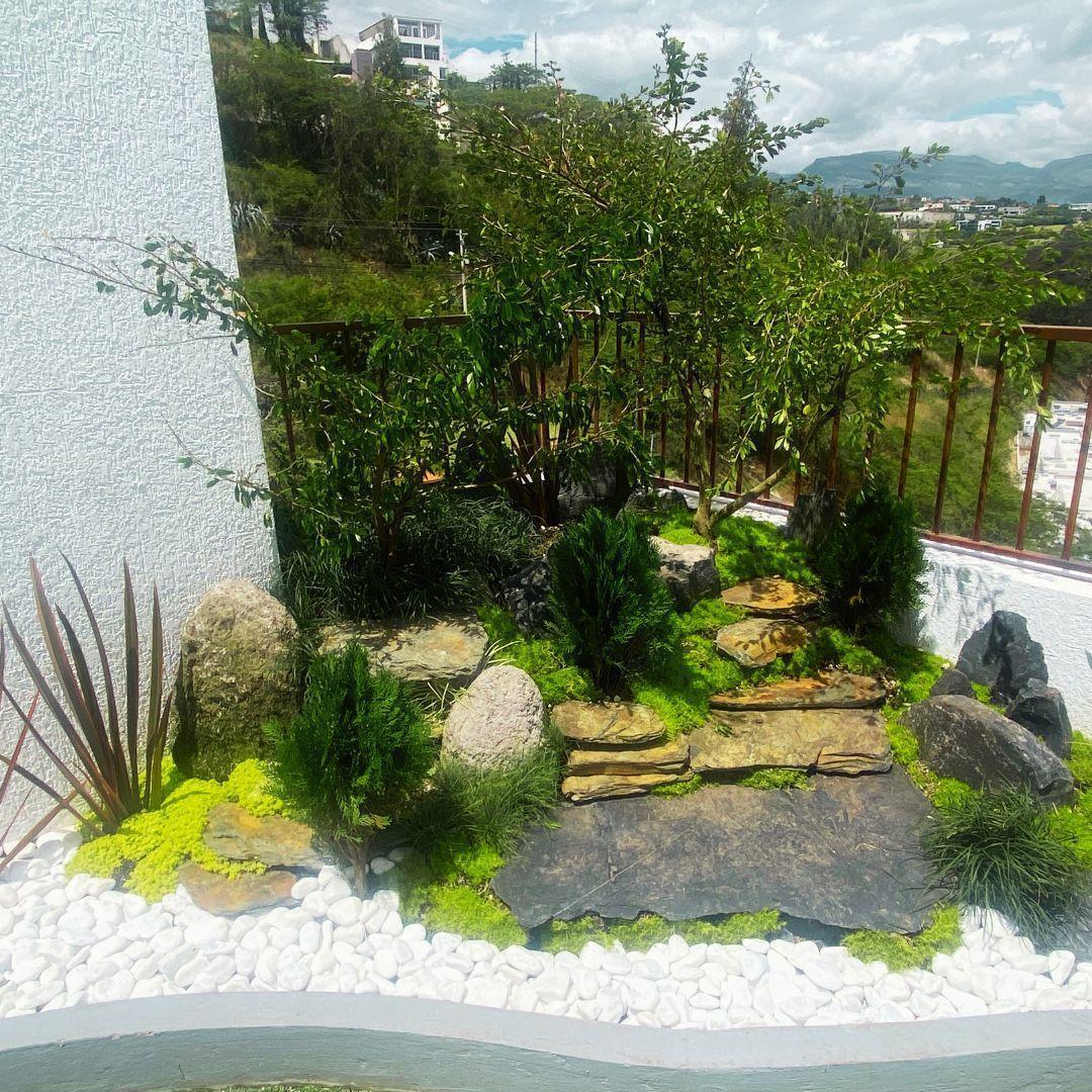 Casa de Lujo en Conjunto – Nayón, Quito 256.48 m² de Construcción 110 m² de Terrazas y Exteriore — imagen 9