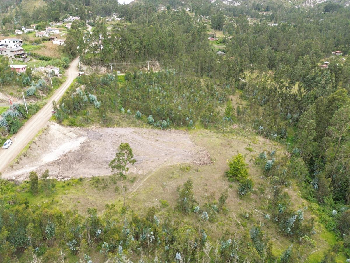 Terreno de 4.200 m² en Domay - Solano - Deleg — imagen 4