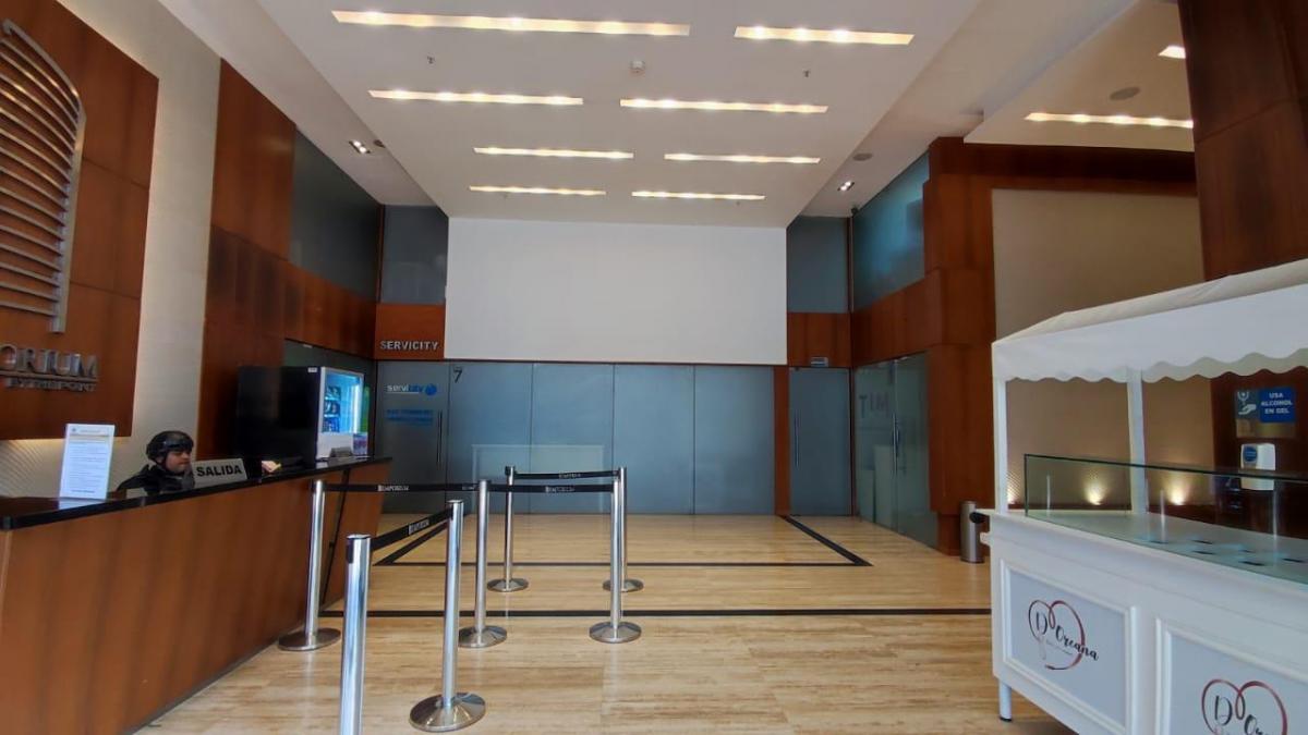 Venta Oficina Puerto Santa Ana Edificio Emporium, Guayas — imagen 9