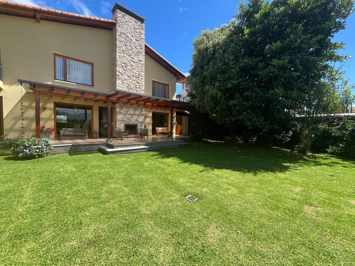 Cumbaya Casa de Venta Jardines del Este 2 — imagen 8
