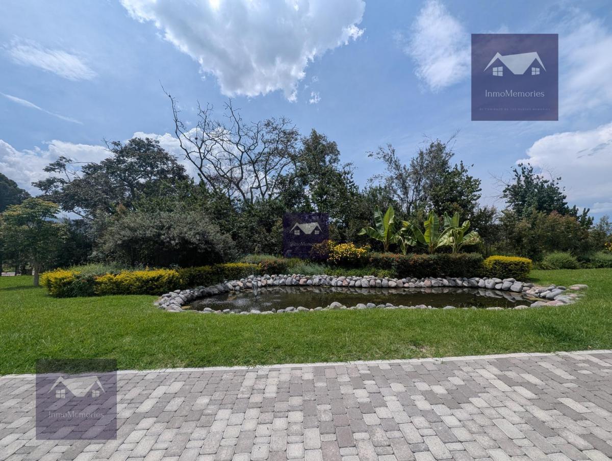 Espectacular Terreno Plano, 1017 m², Urbanización de Lujo, Ubicado en Tumbaco — imagen 5