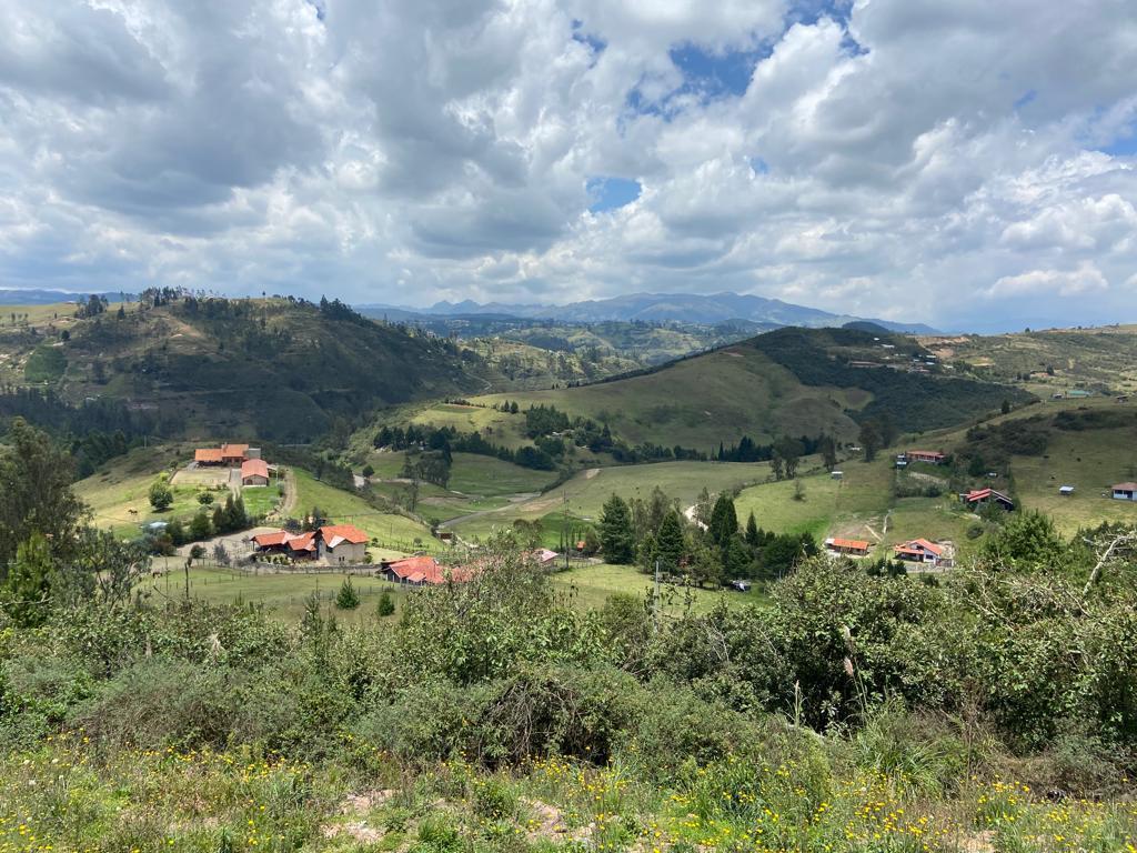 Terreno en Venta, Sector Tarqui, Zhucay, Azuay — imagen 8