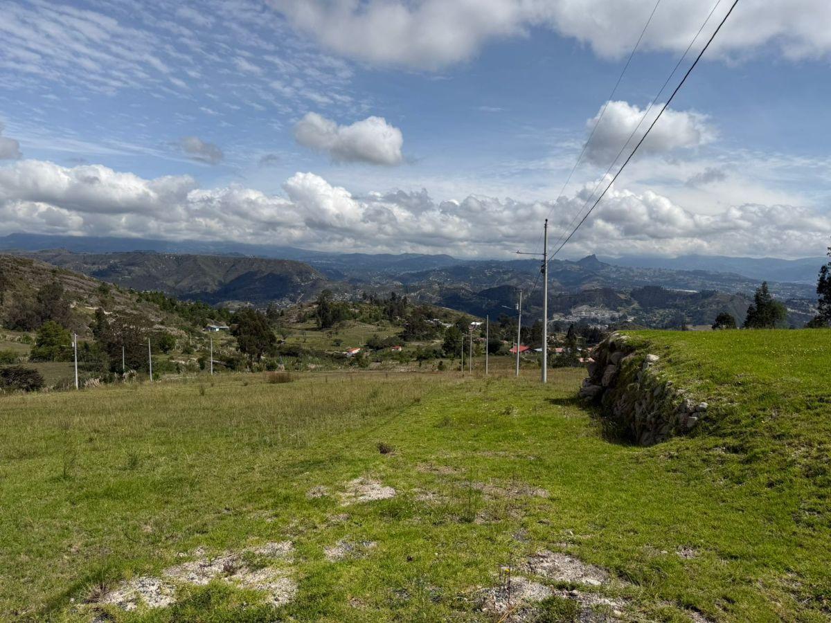 Amplio Lote de Terreno en Challuabamba Alto T3192, Azuay — imagen 2
