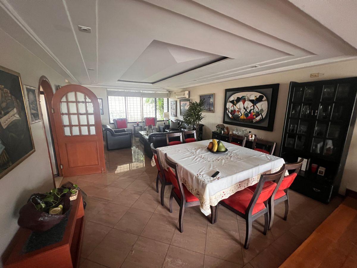 Casa en Venta en Colinas de Los Ceibos con 3 Habitaciones, Guayas — imagen 2