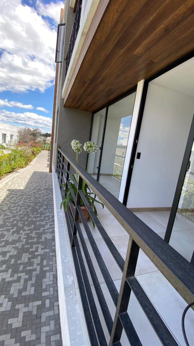 Departamento Nuevo por Estrenar en Venta en Cumbayá — imagen 7