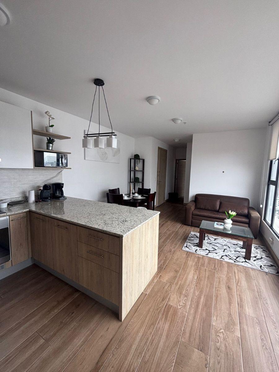 Vendo Departamento con Vista Panorámica. Av 12 de Octubre. Provincia de Pichincha — imagen 8