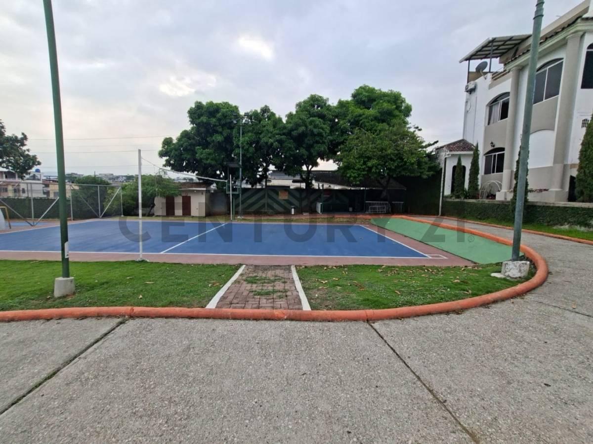 Terreno de 205 m² en Urbanización Privada Goletas del Alcance, Av Orellana, Guayas — imagen 2