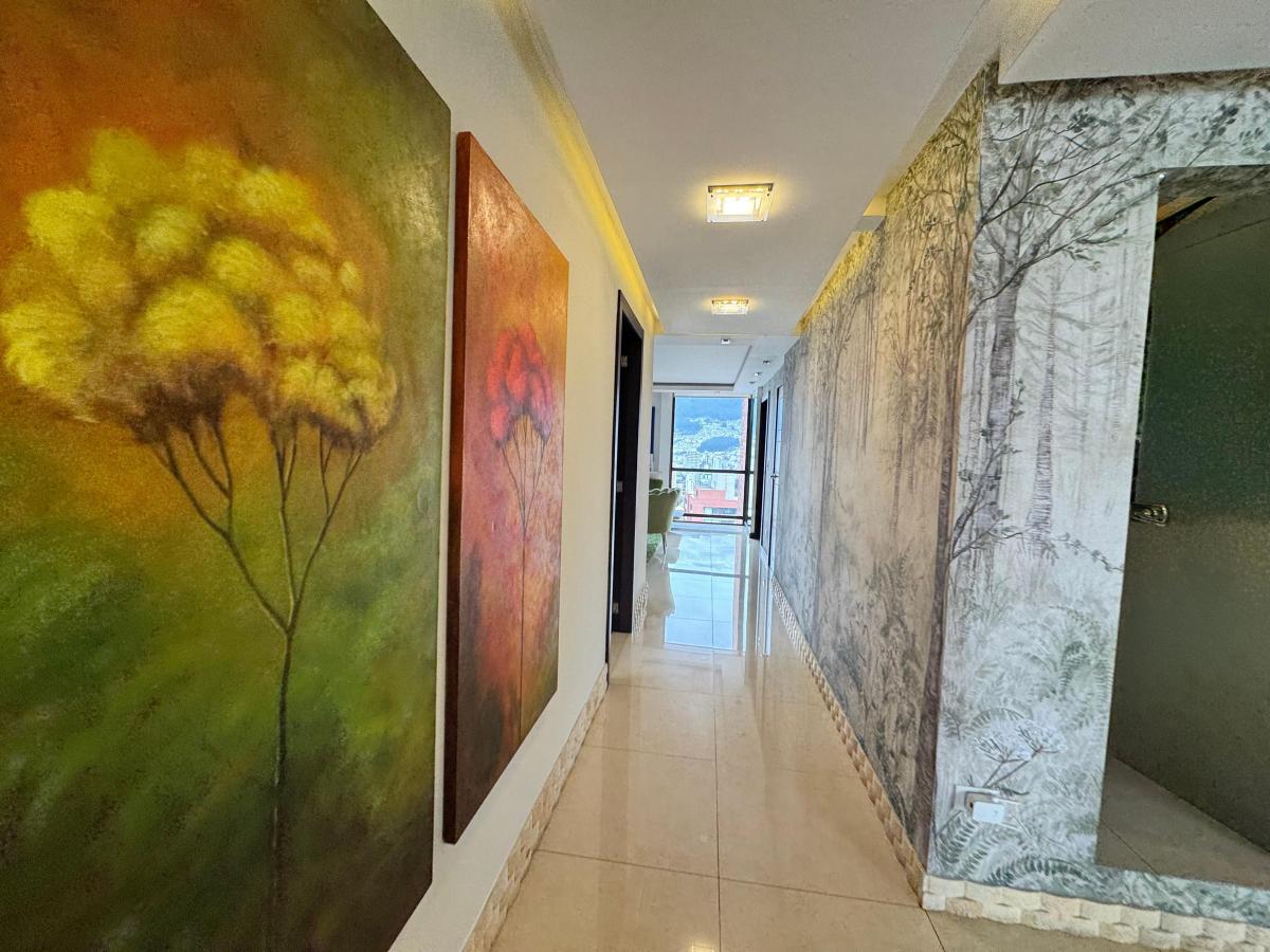 Vendo Oportunidad Gonzalez Suárez Departamento de Lujo — imagen 3