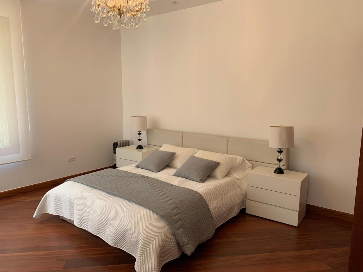 Vendo Casa Amoblada Cumbayá 1*150.000 Dólares, Mm — imagen 6