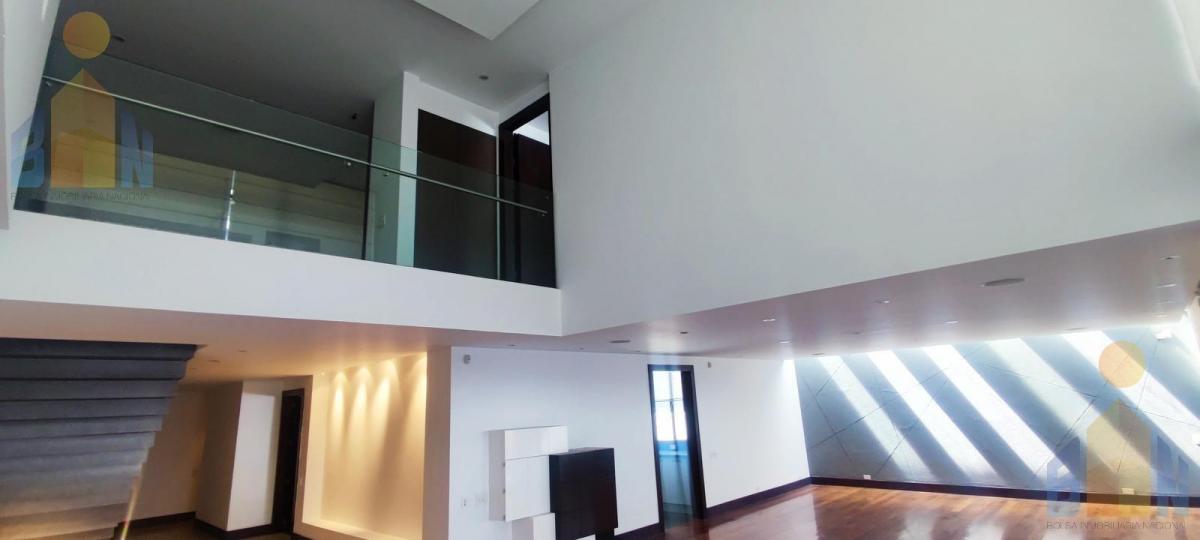 Venta Pent House Duplex 385 m² — imagen 2