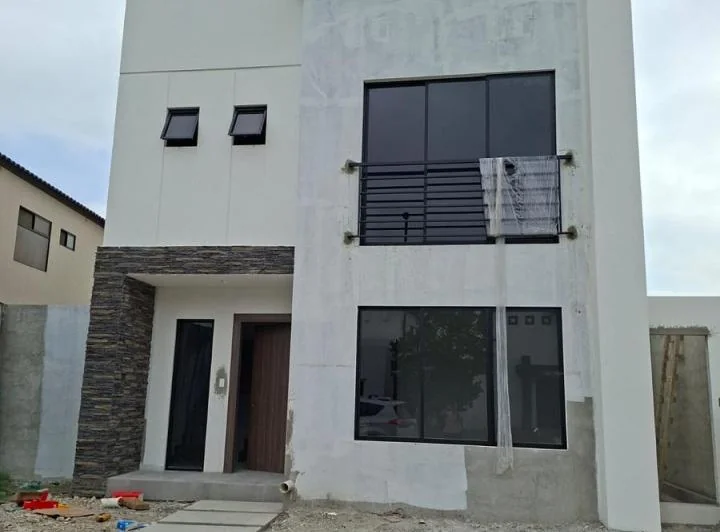 Casa de Estreno en Isla Celeste (Actualmente en Construcción), Guayas — imagen 1