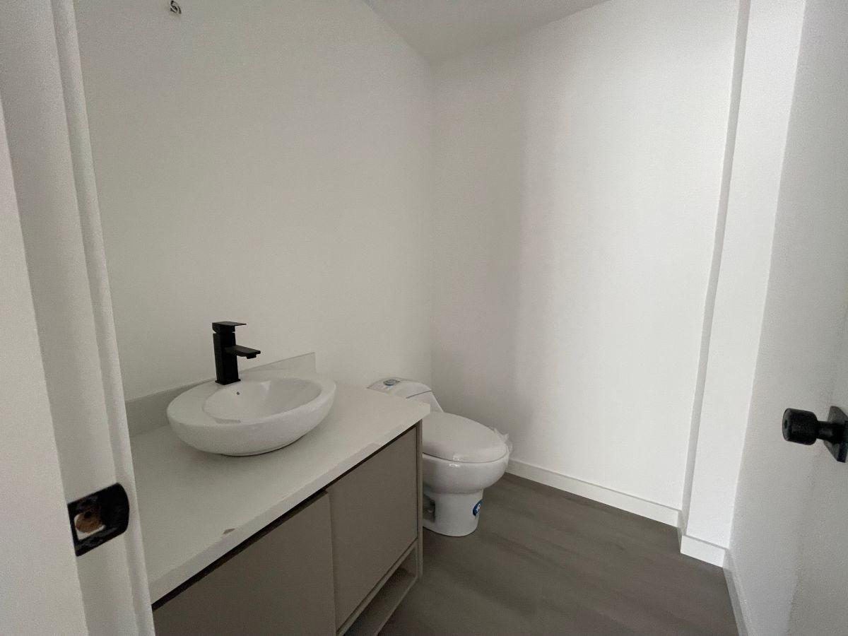 Departamento en Venta Ubicado en El Sector de El Batán. Provincia de Pichincha — imagen 8