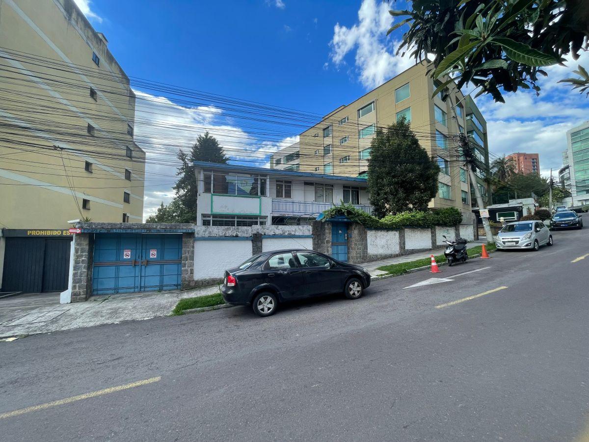Terreno Calle Sam Ignacio con Casa Antigua — imagen 7
