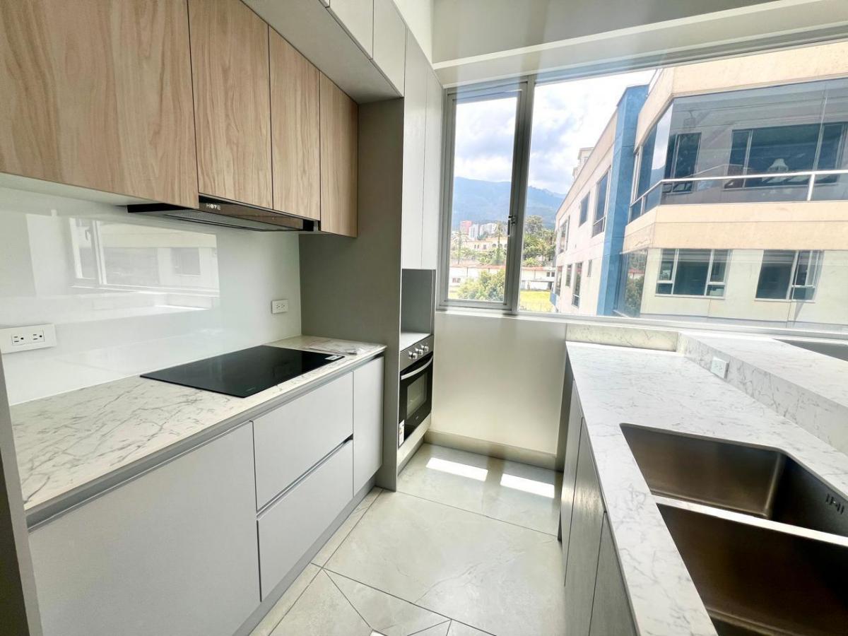 Mv - Sector Quito Tenis Bajo Departamento 3 D en Venta 125 m² Hermosa Vista — imagen 7