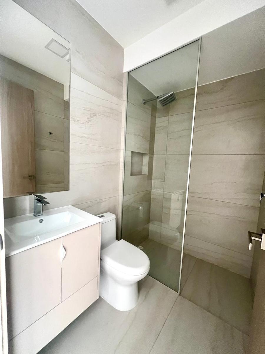 Mv - Sector Quito Tenis Bajo Departamento 3 D en Venta 125 m² Hermosa Vista — imagen 2