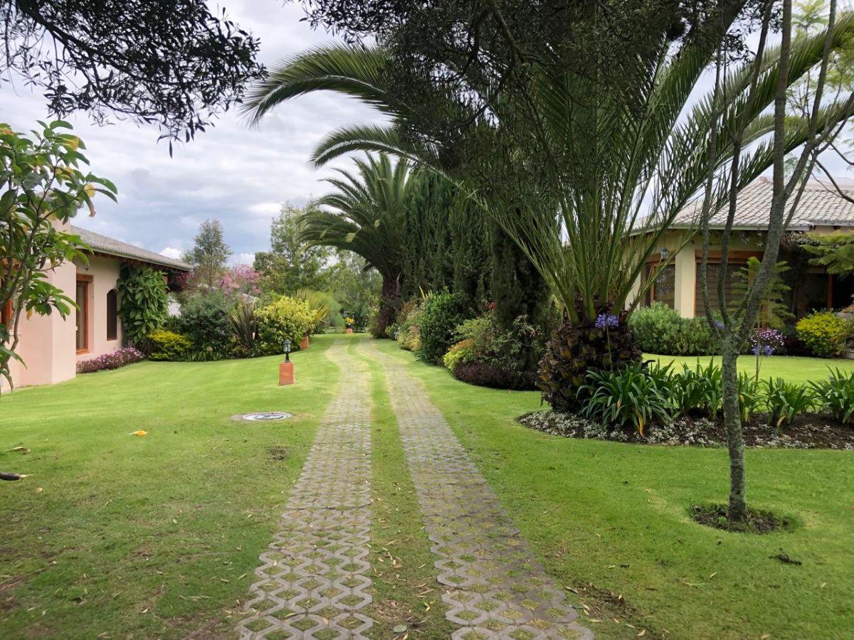 Vendo Terreno en Urbanización Pakakuna Gardens con Hermosa Vista — imagen 8