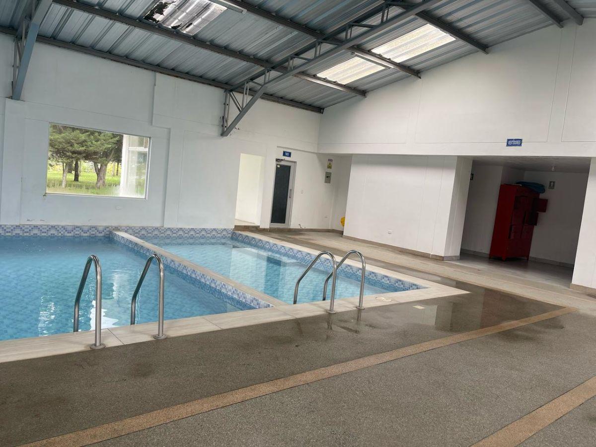 En Venta Terreno Esquinero 928 Mtrs, Dentro Urbanizacion: Piscina, Lagos, Seguridad. Tabacundo $39.80 — imagen 9