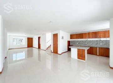 Venta de Casa en Conocoto - Cerca Administración Zonal — imagen 4