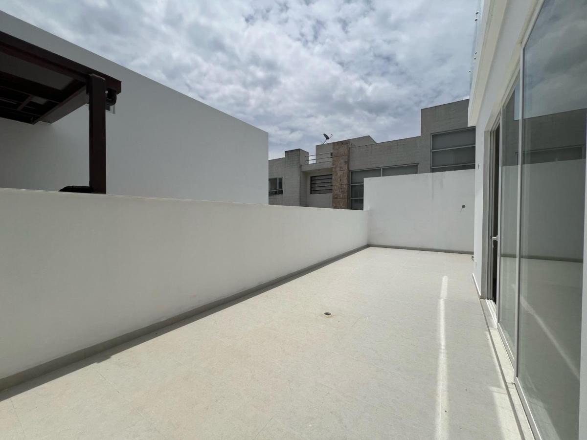 Cumbaya, Espectacular Terraza de 73 m, 3 Dorm. C/baño, Piscina, Bbq — imagen 2