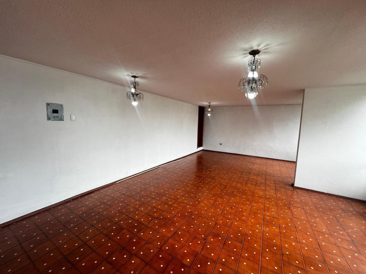 Casa Rentera en Venta – ¡Ideal Para Inversión! — imagen 9