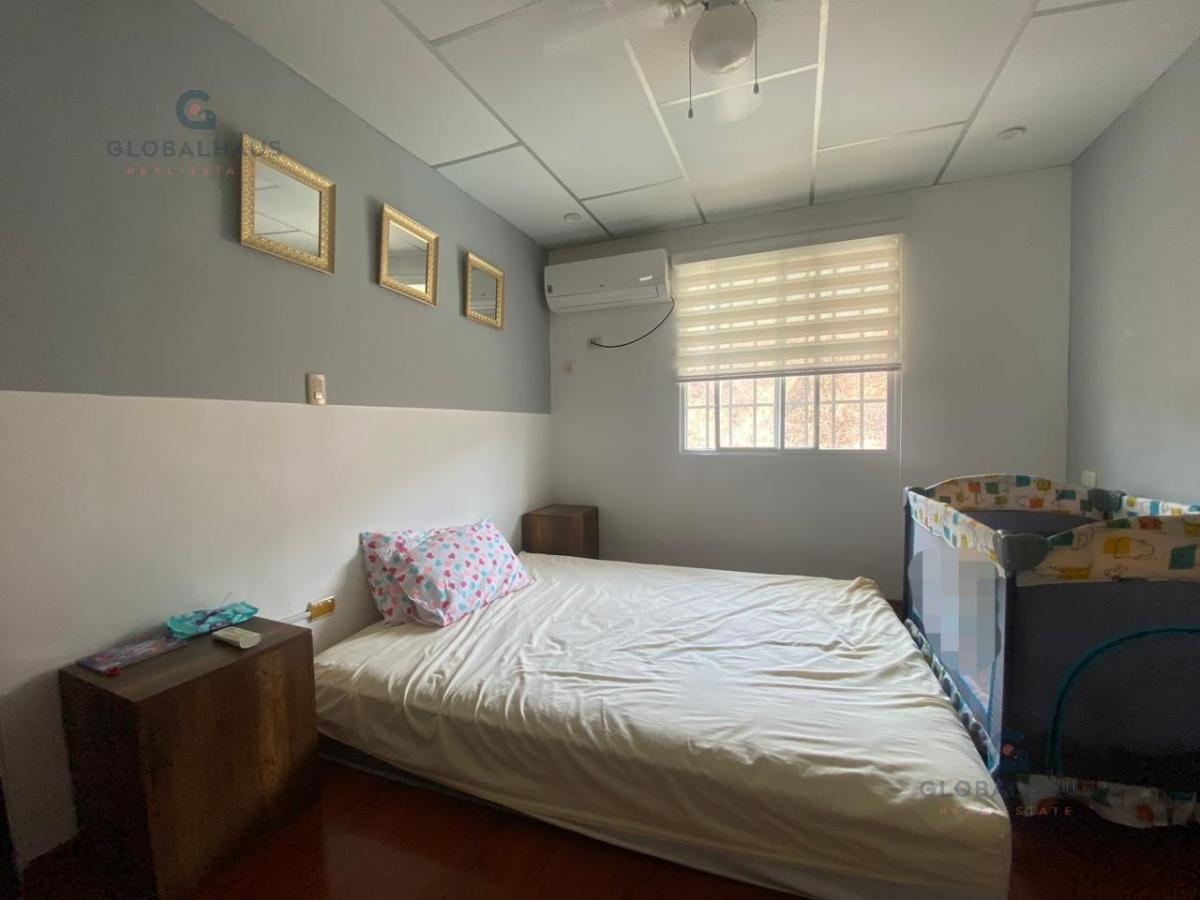 Venta de Casa, Urb. Villa del Rey, Etapa Príncipe Guillermo, 4 Habitaciones, Se Acepta Biess m. N, Guayas — imagen 4