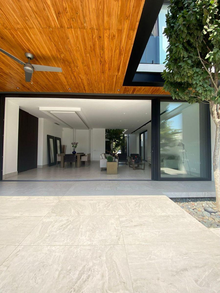 Espectacular Casa Al Lago Minimalista y Elegante, Guayas — imagen 8