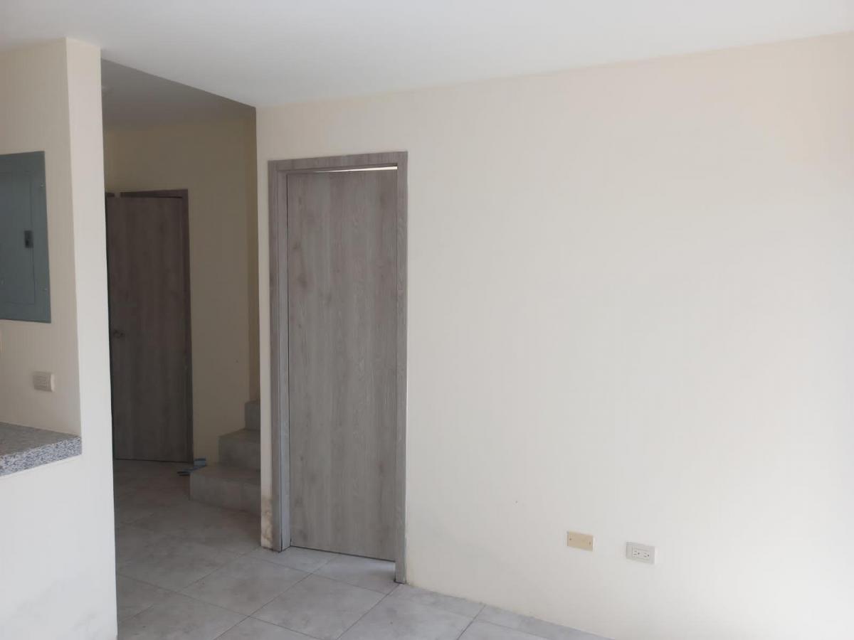Casa de Venta en La Urbanización Bonavila, de Estreno, Vía a Daule. Guayas — imagen 8