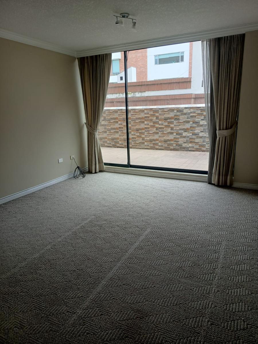 Departamento Grande en Venta — imagen 9