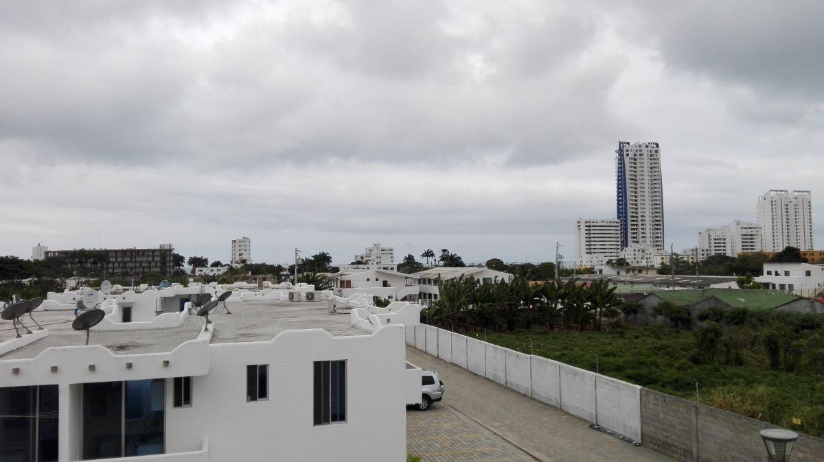 Venta Departamento 56 m², 3 Dorm.. Tonsupa 4 Cuadras Playa Sector Club Pacífico. Aplica Biess — imagen 6