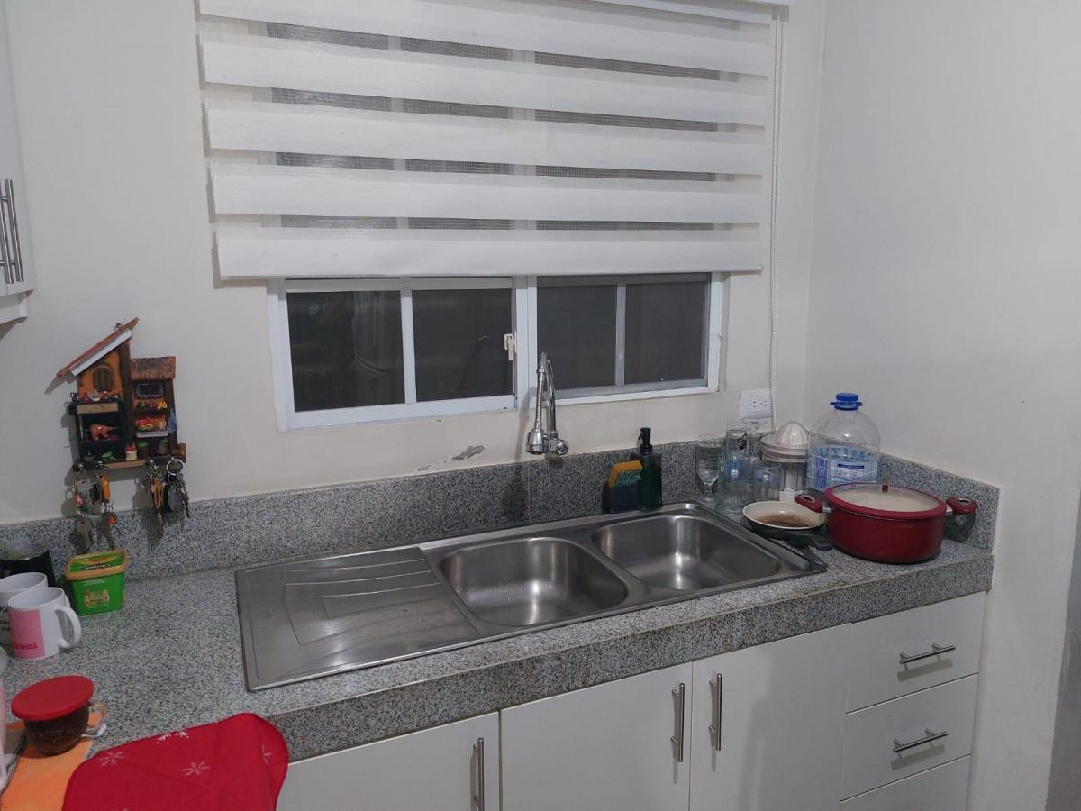 Venta de Casa Esquinera en La Urbanización Casa Laguna, 3 Dorm.. Guayas — imagen 6