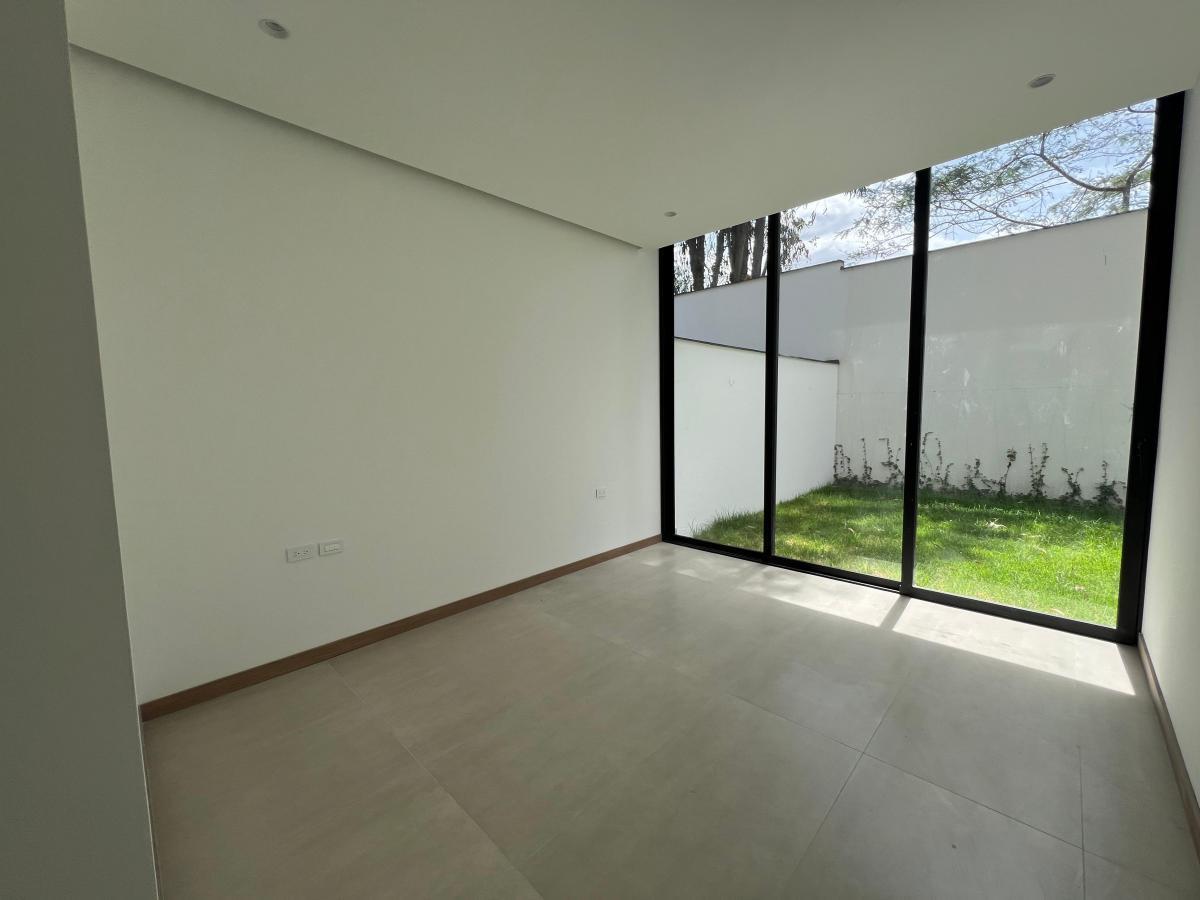 Último Departamento Cumbaya Vista Heromosa — imagen 8