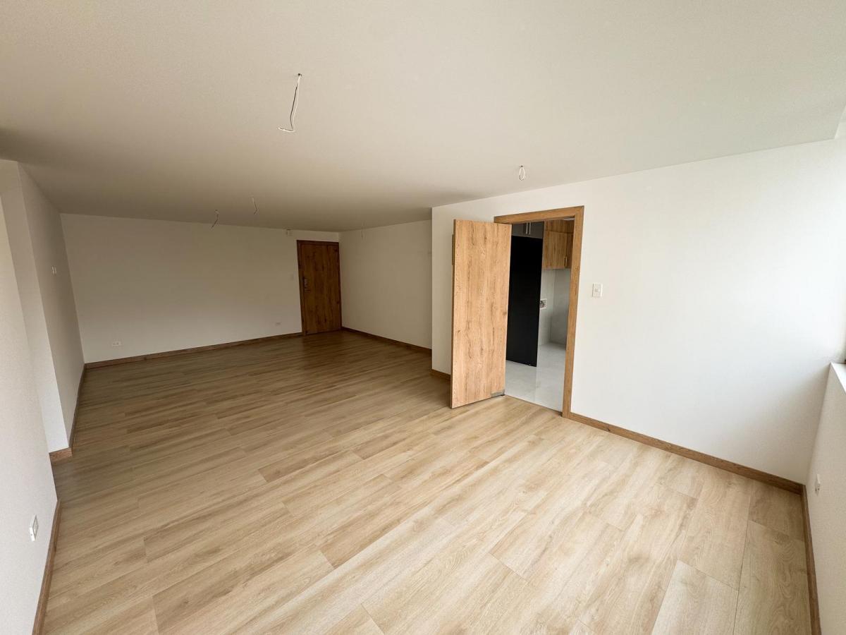 Venta Hermoso Departamento con Linda Vista 100 m² (Granda Centeno) — imagen 9