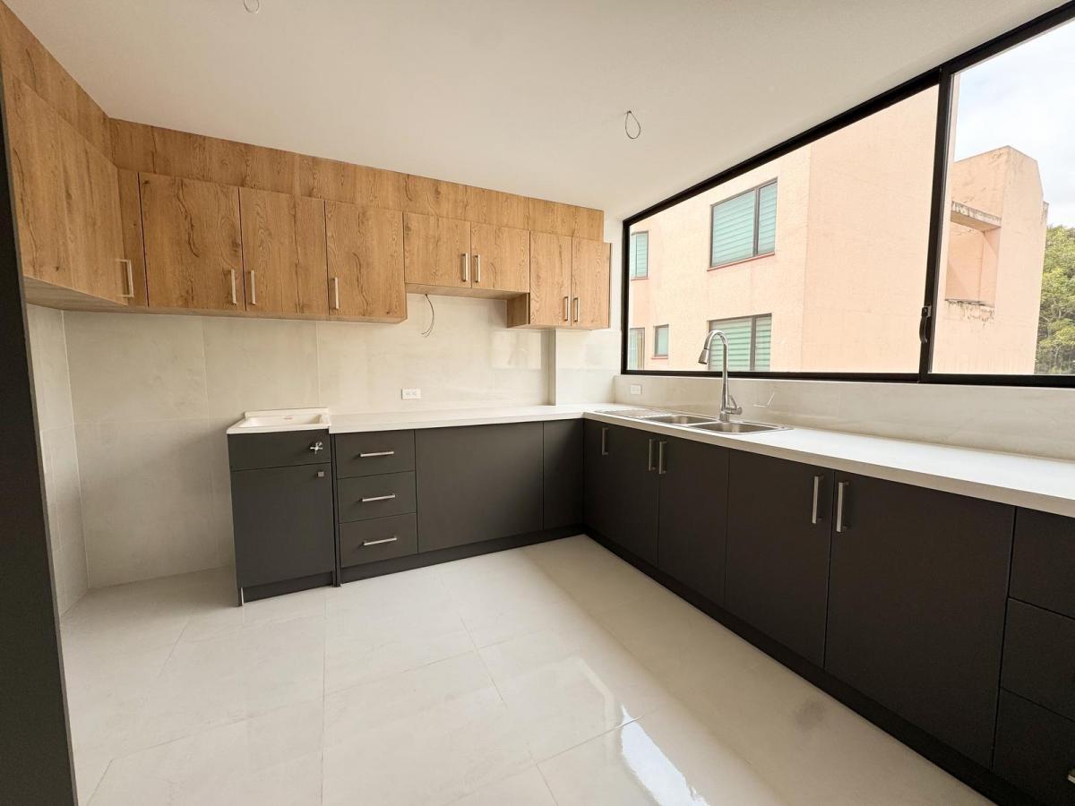 Venta Hermoso Departamento con Linda Vista 100 m² (Granda Centeno) — imagen 6