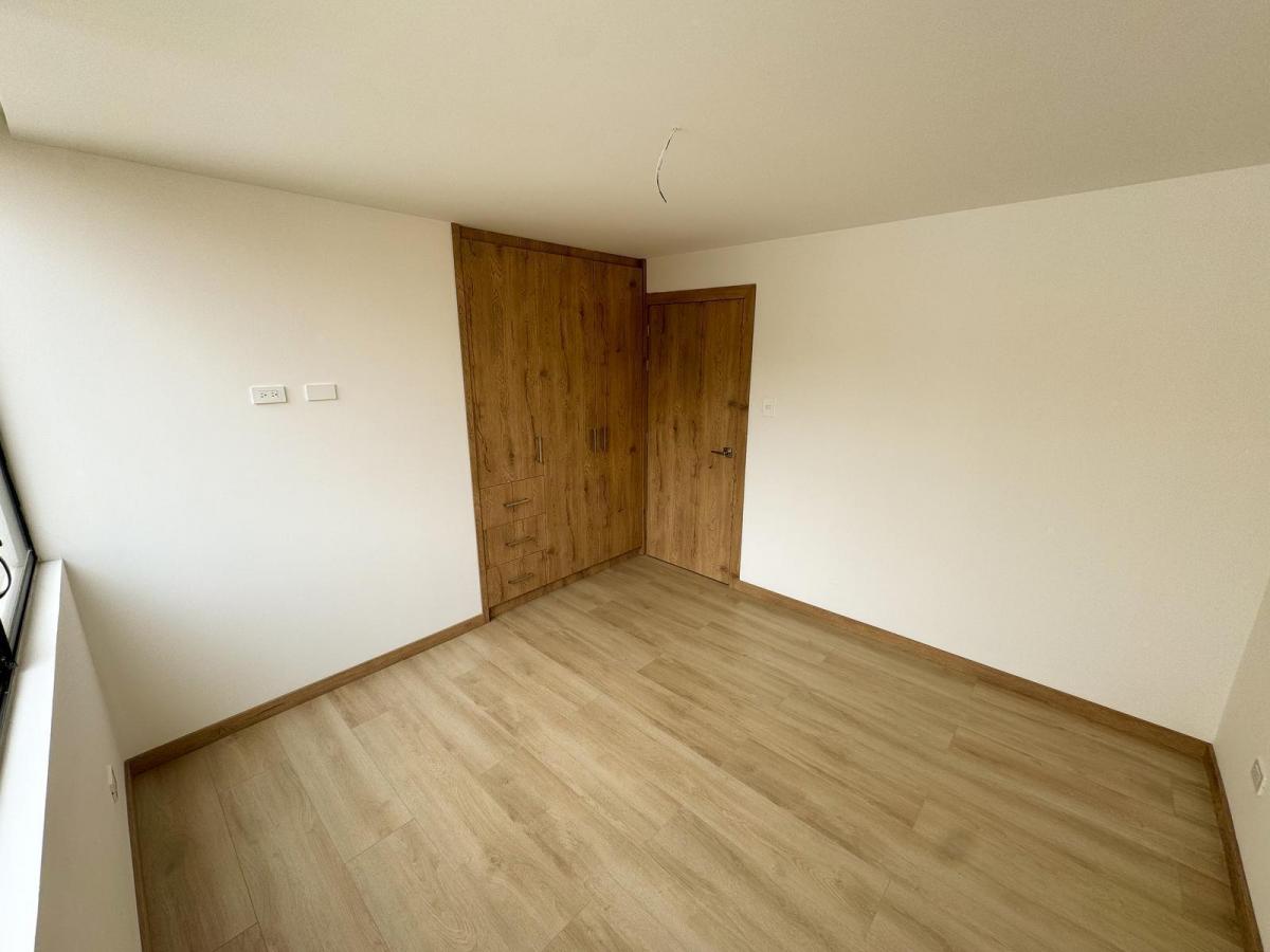 Venta Hermoso Departamento con Linda Vista 100 m² (Granda Centeno) — imagen 4