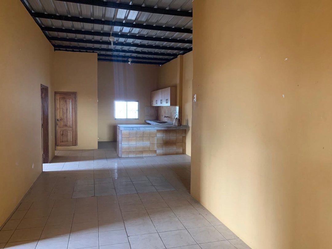 Casa de Venta en Manta Vía Circunvalación E/z, Manabí — imagen 9