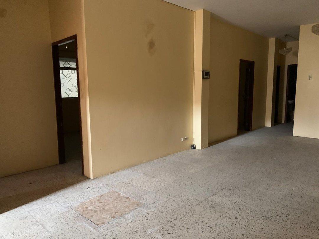 Casa de Venta en Manta Vía Circunvalación E/z, Manabí — imagen 2
