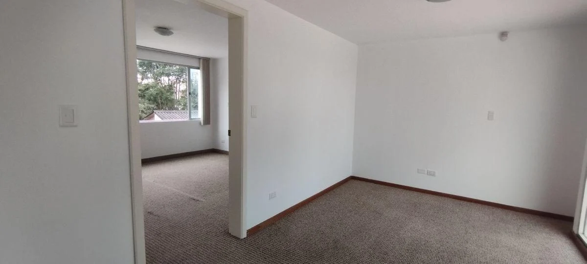 Linda Casa en Venta 184 m² en Excelente Estado 4 Dorm. Amagasí Conjunto Privado. Remodelada — imagen 2