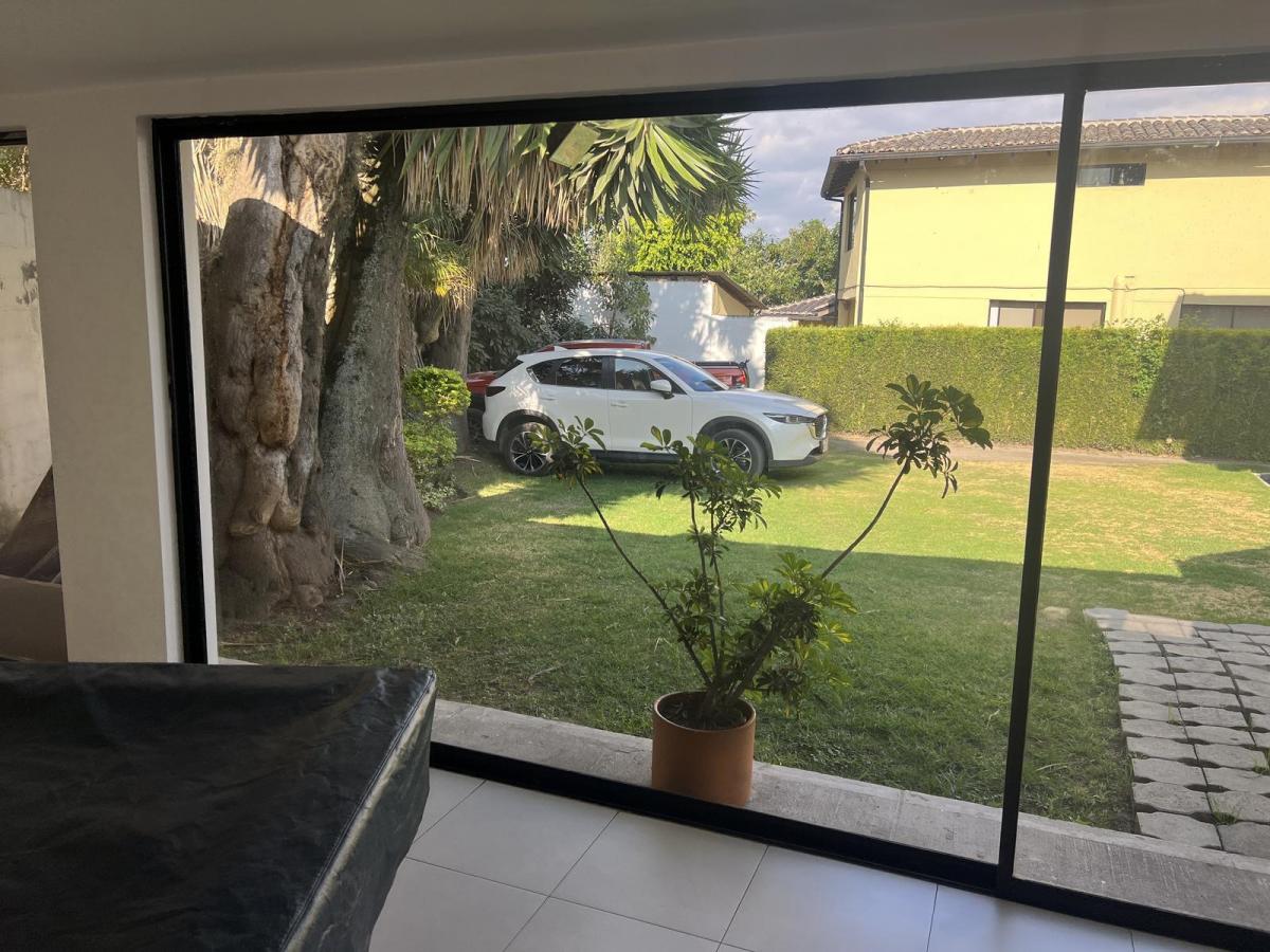 Casa en Cumbaya Casa de Venta Remodelada Sector Auquichico — imagen 6