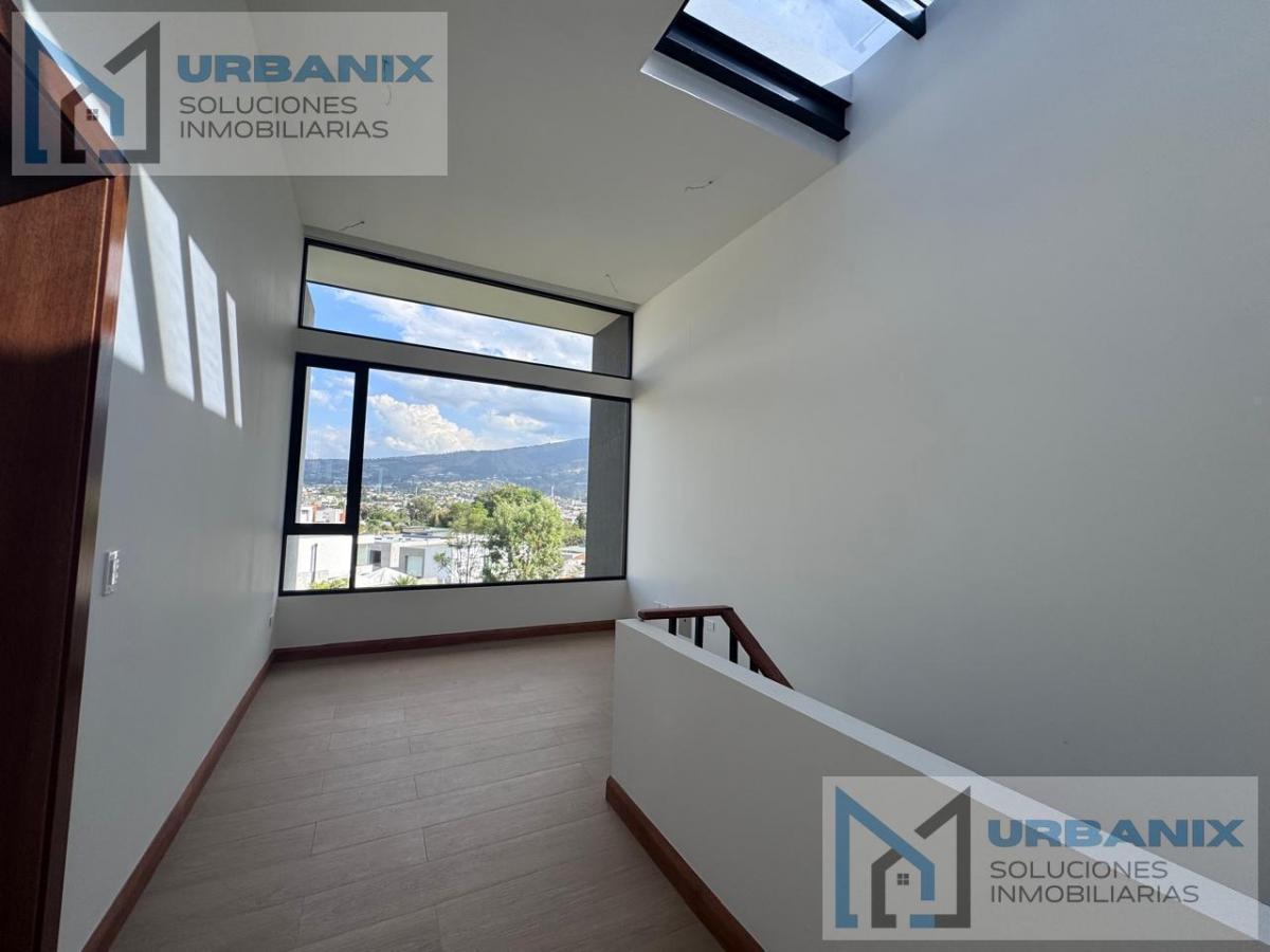 Tumbaco - La Viña Alta. Venta Casas 3 Dorm - Jardín - por Estrenar - Listas. Provincia de Pichincha — imagen 8