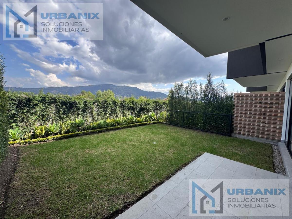 Tumbaco - La Viña Alta. Venta Casas 3 Dorm - Jardín - por Estrenar - Listas. Provincia de Pichincha — imagen 2